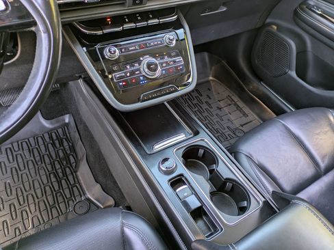 Used 2020 Lincoln Corsair AWD w/ Equipment Group 101A image 13