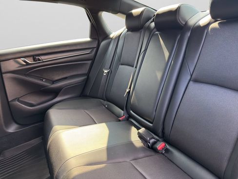 Used 2022 Honda Accord Sport image 17