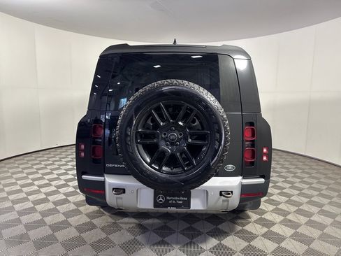 Used 2023 Land Rover Defender 130 S image 6