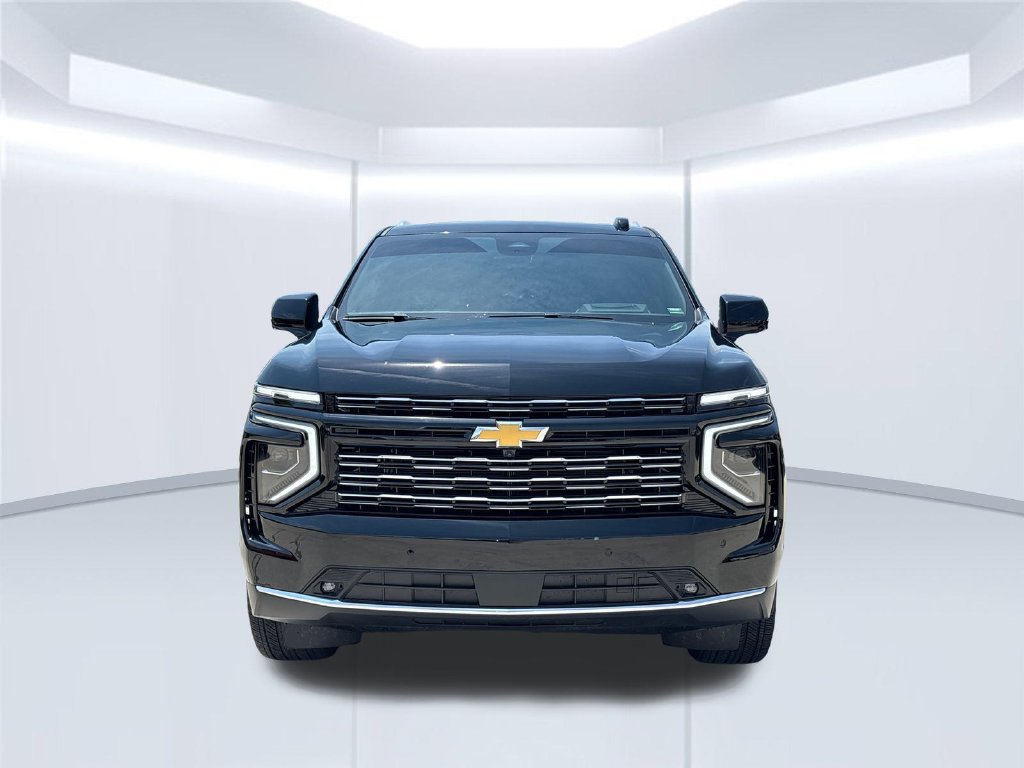 Used 2026 Chevrolet Suburban High Country AWD/4WD image 12