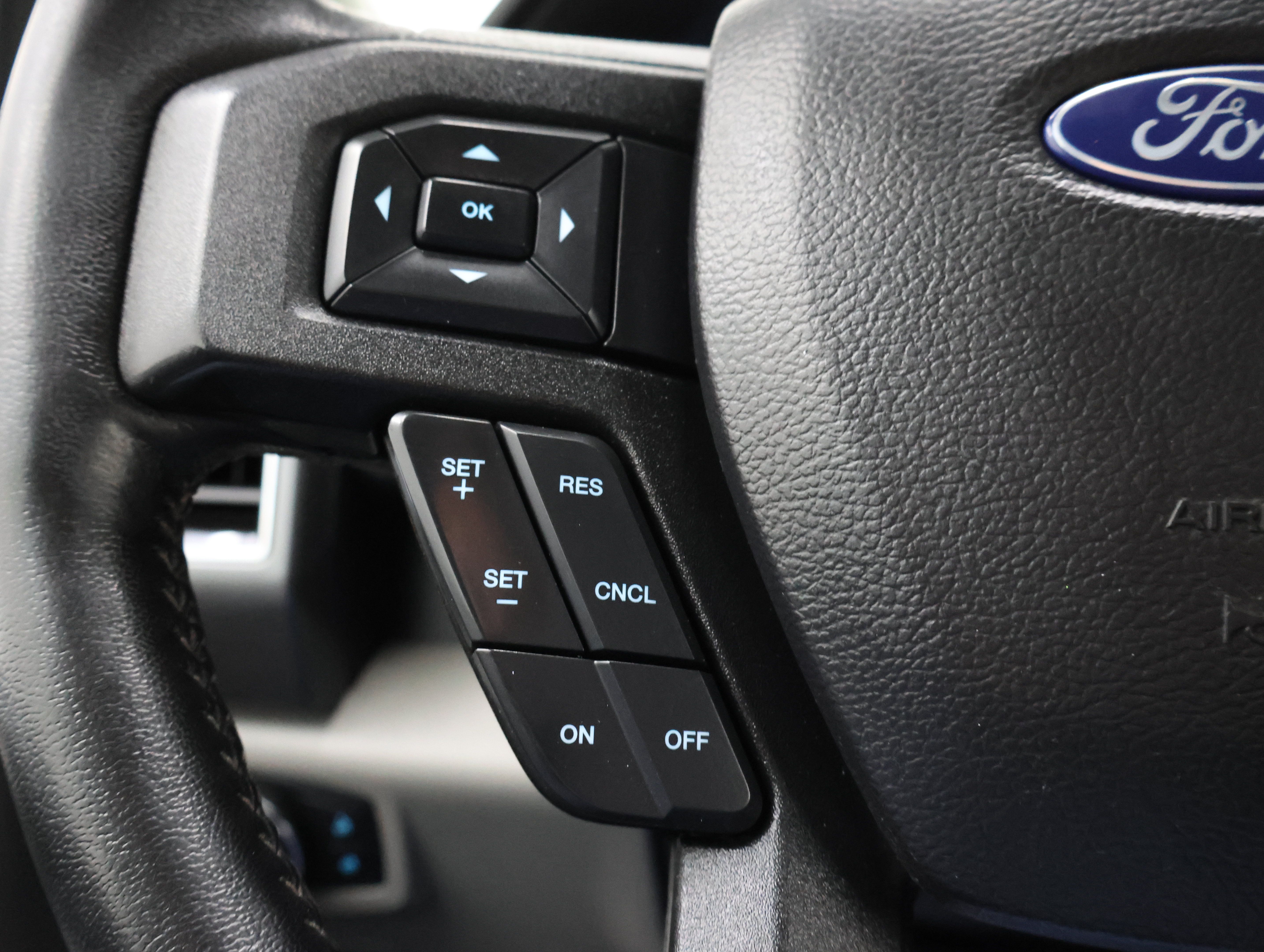 Used 2018 Ford F150 XLT w/ Equipment Group 302A Luxury AWD/4WD image 15