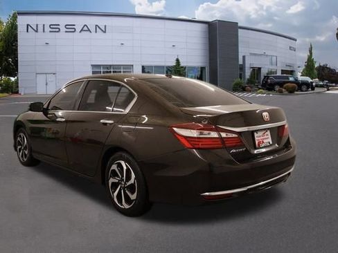 Used 2016 Honda Accord EX-L image 5