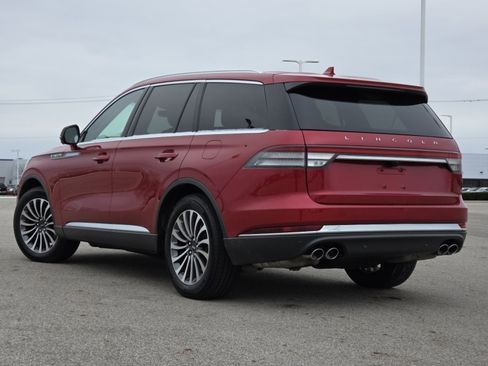 Used 2020 Lincoln Aviator Reserve image 16
