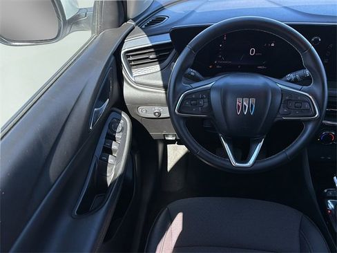 Used 2025 Buick Encore GX Preferred image 17