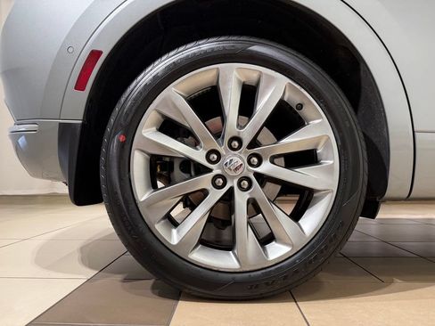 Used 2023 Buick Envision Avenir AWD/4WD image 9