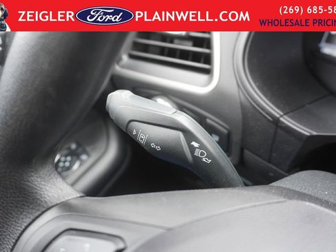 Used 2023 Ford Edge SE AWD/4WD image 21
