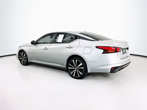 Used 2021 Nissan Altima 2.5 SR image 5