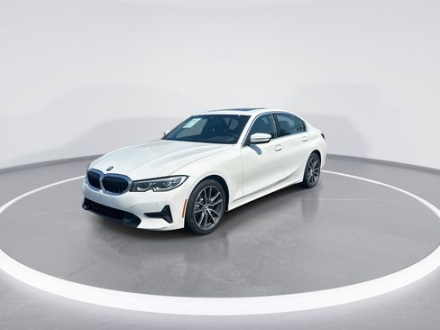 Used 2020 BMW 330i Sedan w/ Convenience Package RWD image 5