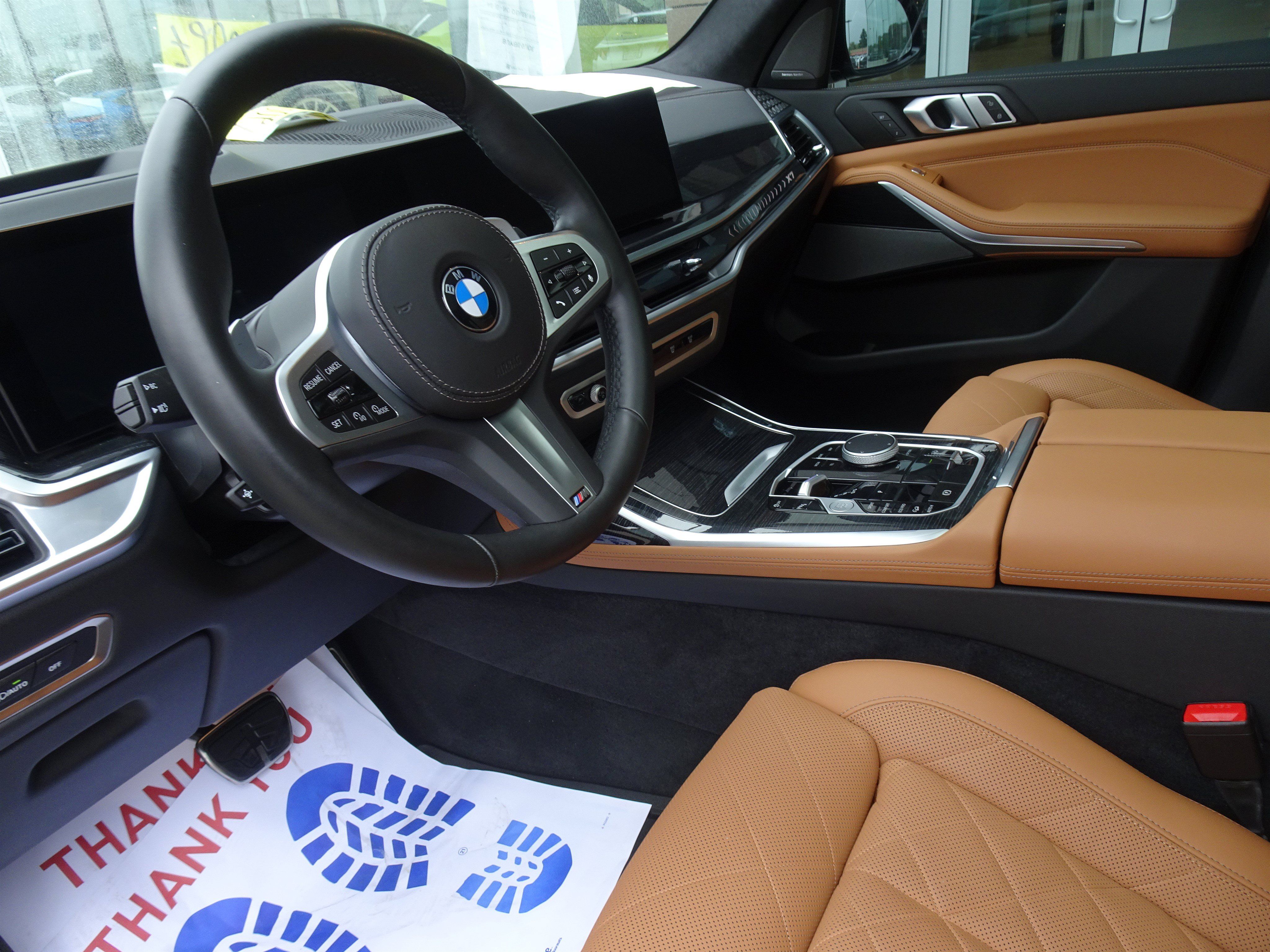 Used 2025 BMW X7 xDrive40i w/ M Sport Package AWD/4WD image 12