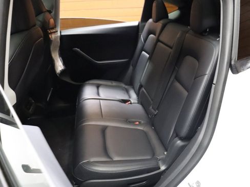 Used 2023 Tesla Model Y Long Range image 35