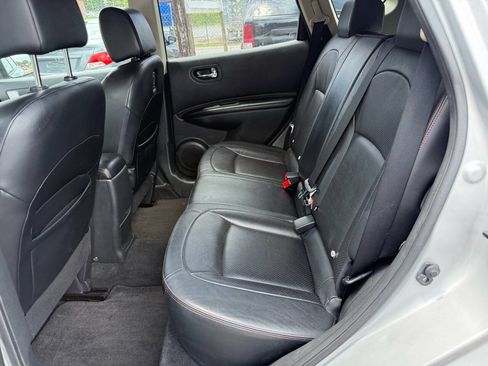Used 2013 Nissan Rogue SL AWD/4WD image 9
