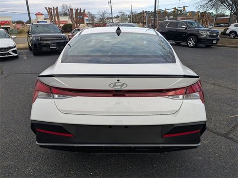 Certified 2025 Hyundai Elantra Sport image 5