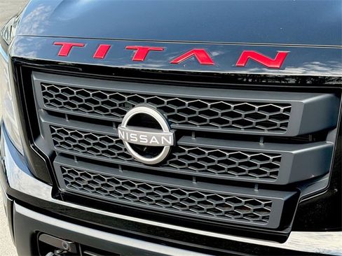 Used 2024 Nissan Titan SV w/ SV Bronze Edition Package image 16