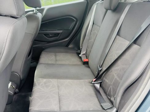 Used 2011 Ford Fiesta SE w/ 203A Rapid Spec Order Code FWD image 10