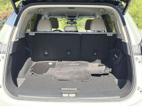 Certified 2025 Nissan Rogue SL AWD/4WD image 25