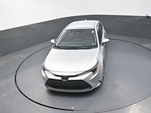 Used 2024 Toyota Corolla LE FWD image 24