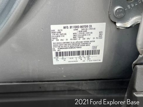 Used 2021 Ford Explorer 4WD image 35