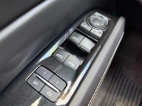 Used 2023 Cadillac Escalade V AWD/4WD image 27