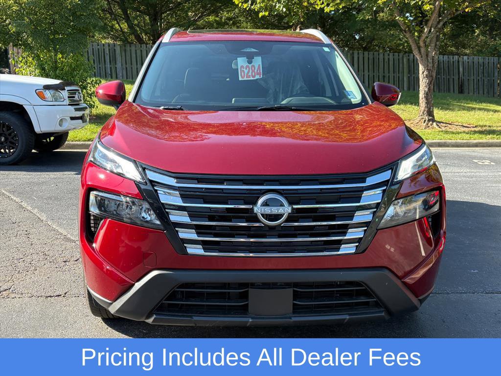 Used 2026 Nissan Rogue SV w/ SV Premium Package AWD/4WD image 3