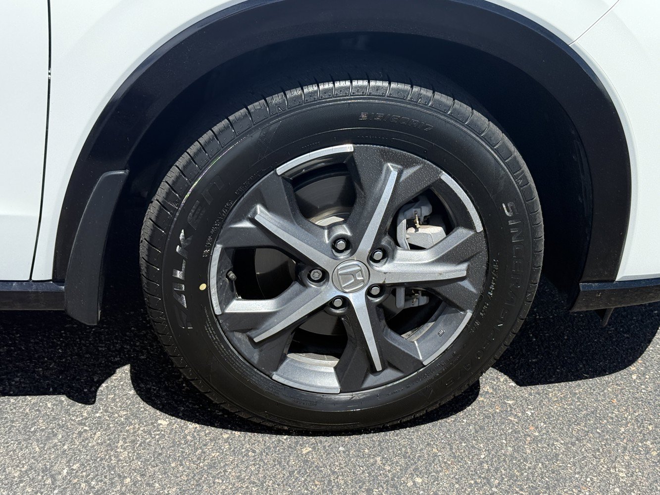 Certified 2024 Honda HR-V EX-L image 28
