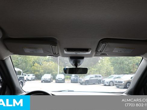Used 2023 Nissan Kicks SR FWD image 43