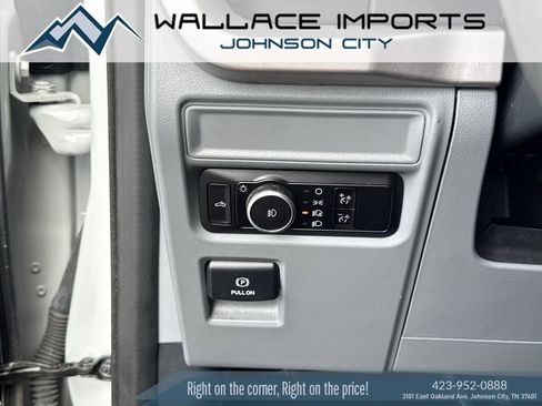 Used 2023 Ford F150 XLT w/ Trailer Tow Package image 33