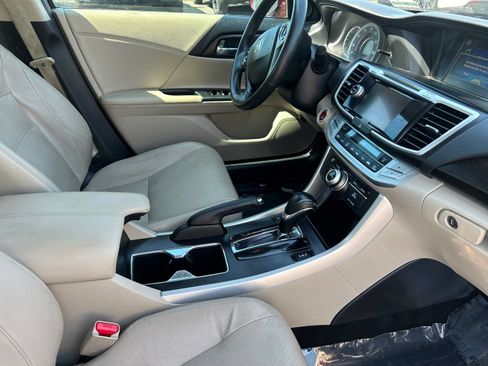 Used 2015 Honda Accord EX-L image 13