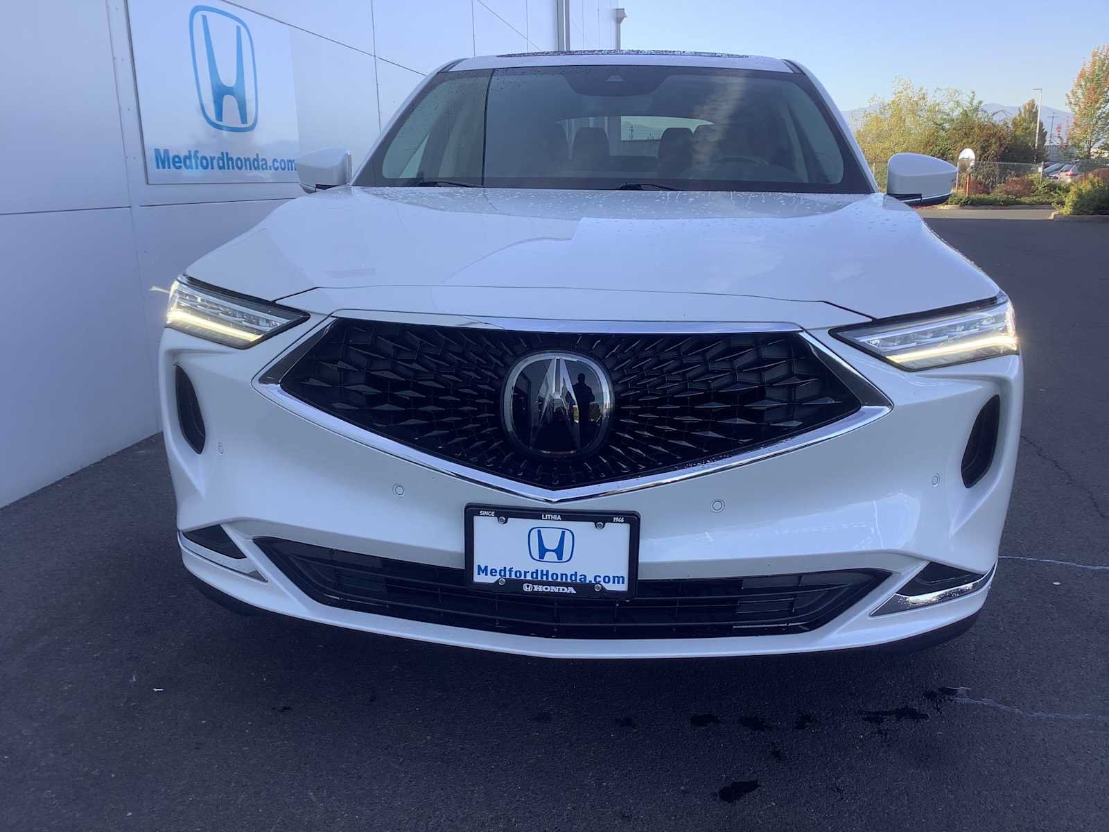 Used 2024 Acura MDX w/ Technology Package AWD/4WD image 9