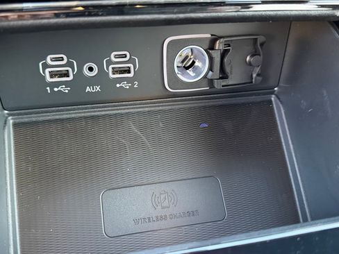 New 2025 Jeep Grand Cherokee L Laredo image 21