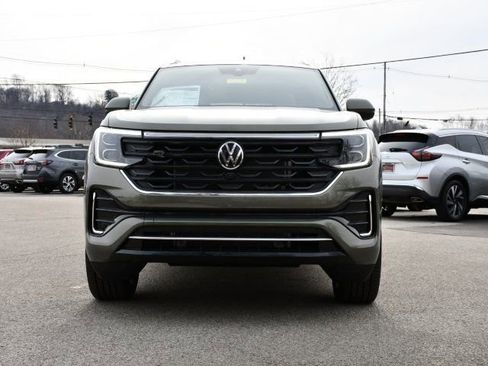 New 2026 Volkswagen Atlas Cross Sport SEL Premium R-Line image 2
