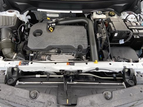 Used 2023 Chevrolet Equinox Premier AWD/4WD image 27