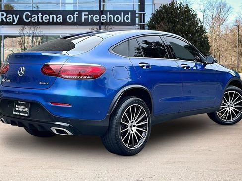 Used 2023 Mercedes-Benz GLC 300 4MATIC Coupe image 2