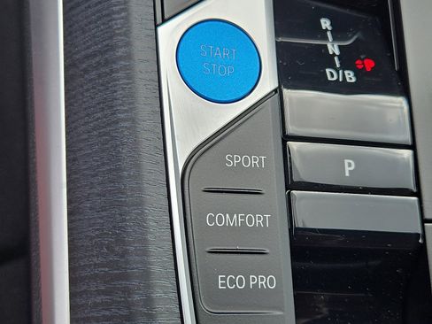 Certified 2025 BMW i4 xDrive40i w/ M Sport Package image 25