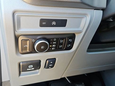 New 2025 Ford F150 Lariat w/ Equipment Group 502A High image 28