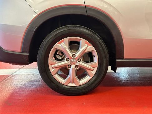 Used 2023 Honda HR-V LX image 27