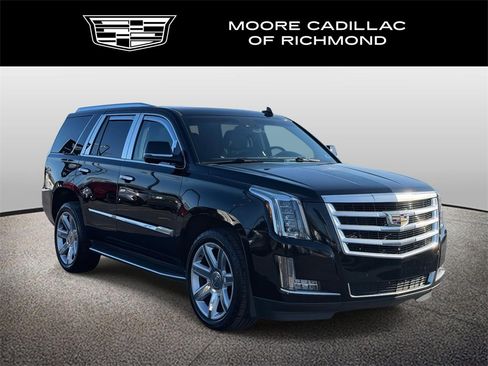 Used 2016 Cadillac Escalade Luxury image 1