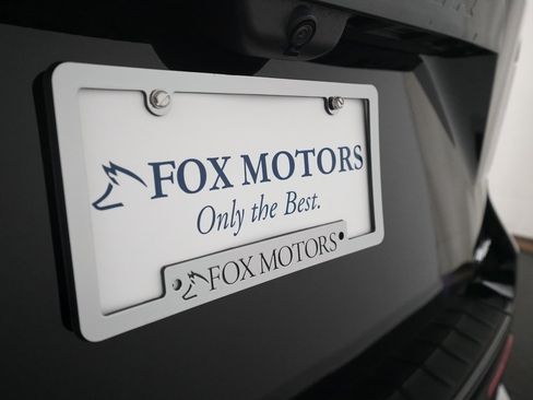 Used 2022 Ford Explorer XLT w/ Equipment Group 202A image 38