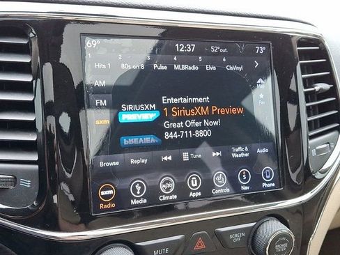 Certified 2019 Jeep Grand Cherokee Limited w/ Luxury Group II image 24