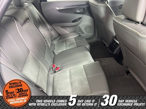 Used 2014 Chevrolet Impala LT Eco w/ Navigation Package image 19