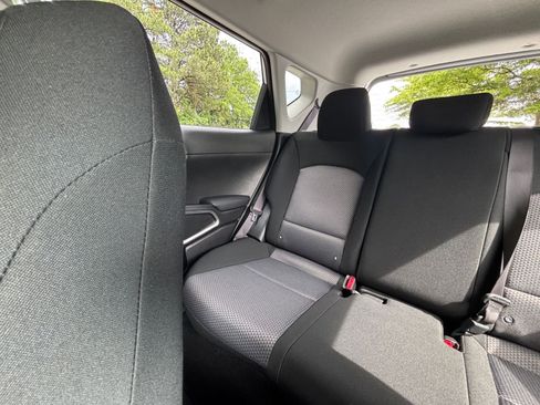 Used 2025 Kia Soul LX w/ LX Technology Package FWD image 38