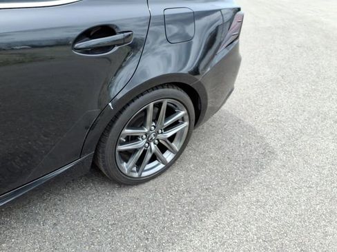 Used 2017 Lexus IS 200t F Sport w/ F Sport Package RWD image 5