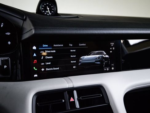 New 2026 Porsche Taycan Turbo AWD/4WD image 18