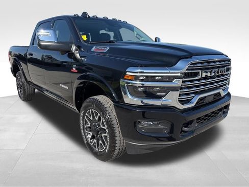 New 2026 RAM 2500 Limited AWD/4WD image 3