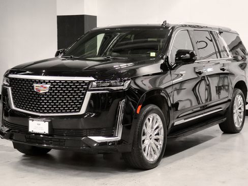 Used 2023 Cadillac Escalade ESV Premium Luxury AWD/4WD image 1