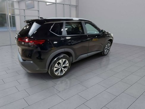 Used 2023 Nissan Rogue SV w/ SV Premium B Package image 8