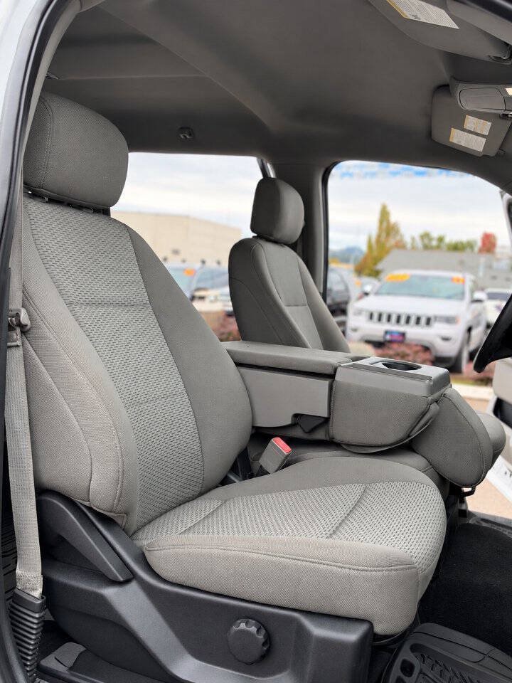 Used 2019 Ford F150 XLT w/ Trailer Tow Package AWD/4WD image 5