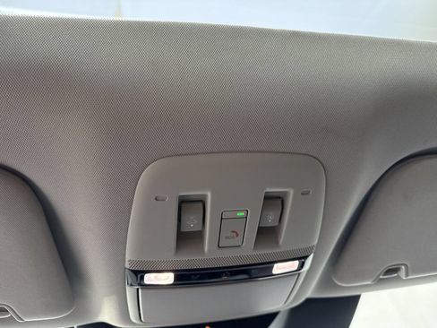 Certified 2025 Nissan Murano Platinum w/ Cargo Package AWD/4WD image 12