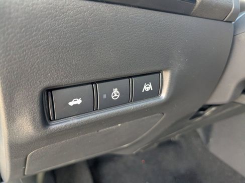 New 2026 Nissan Sentra SR w/ SR Premium Package FWD image 22