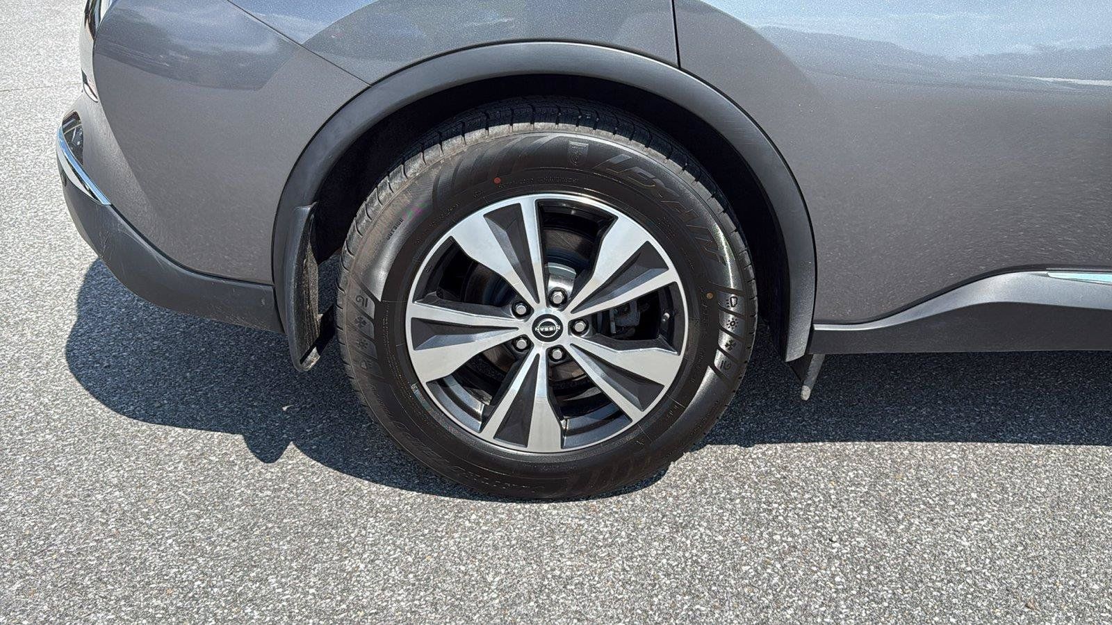 Used 2023 Nissan Murano S AWD/4WD image 10