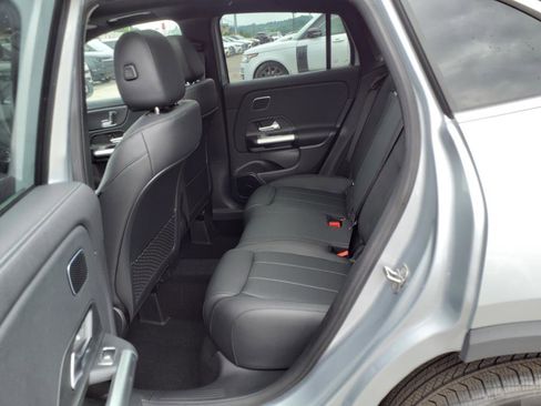 Certified 2025 Mercedes-Benz GLA 250 4MATIC image 12